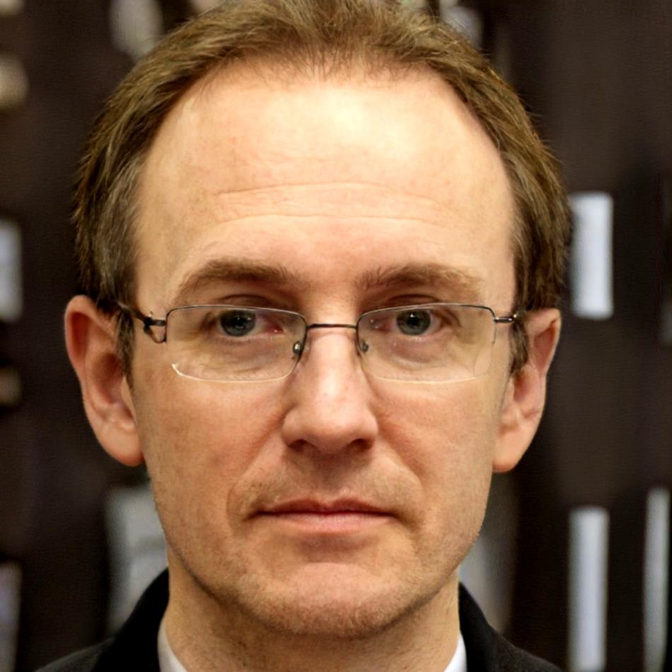 Carlos Mendoza, Director General de zarephorandelo